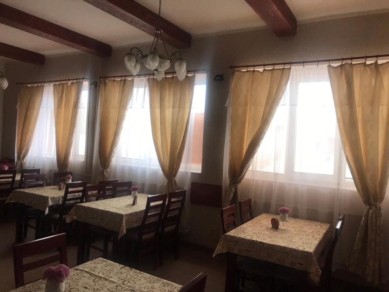Отель U Ferka Lemesany Экстерьер фото